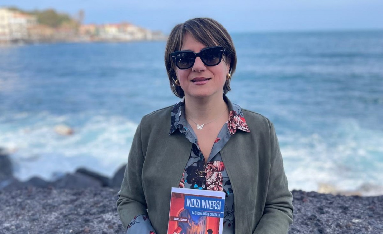 “Indizi inversi. La strana morte di Catullo”: il nuovo romanzo della scrittrice Daniela Longo