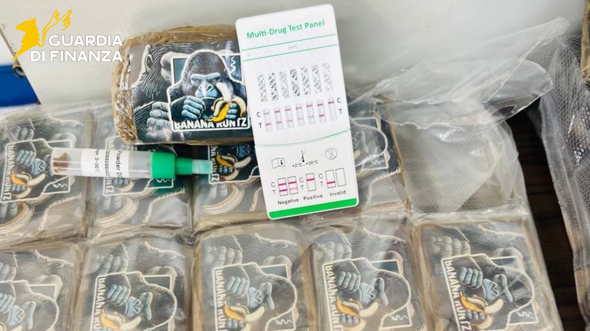 Traffico di droga tra Caltanissetta e Agrigento: sequestrati 23 kg e 86mila euro