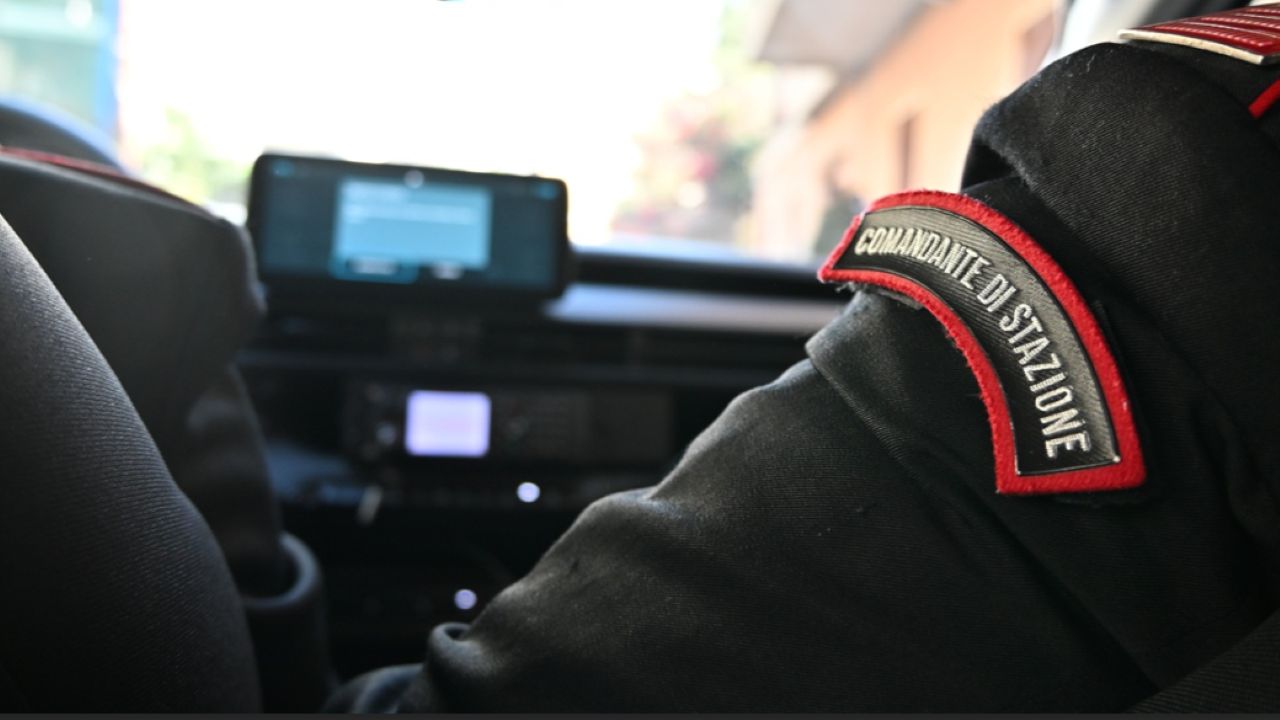 Tabaccheria di Palermo saccheggiata nella notte: “banda del buco” in azione