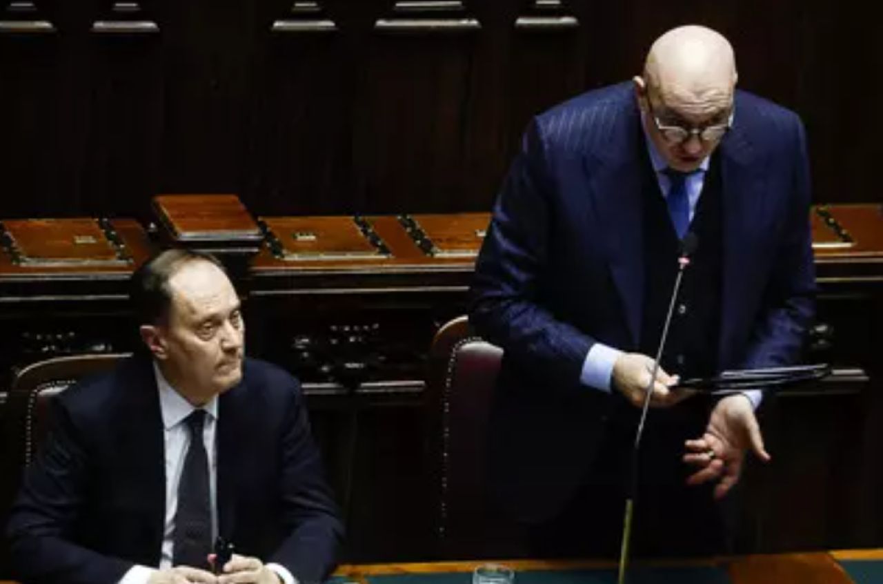 Caso Sigonella, il Ministro Crosetto pronto a riferire l’uso delle basi militari