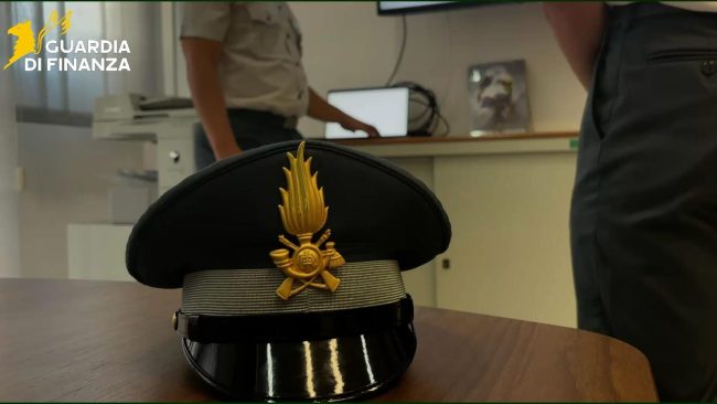 Controlli “a tappeto” della Finanza a Messina e provincia: nel mirino oltre 22mila articoli