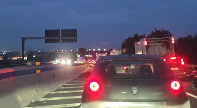Incidente sulla Tangenziale di Catania. Traffico paralizzato in direzione Siracusa