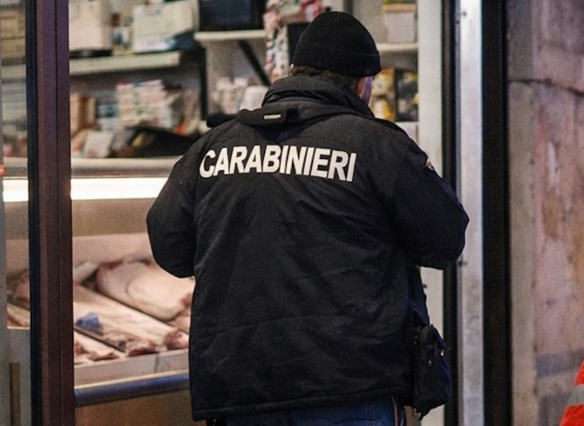 Colpi di pistola a Misterbianco, l’agguato in una macelleria ai danni del figlio del titolare