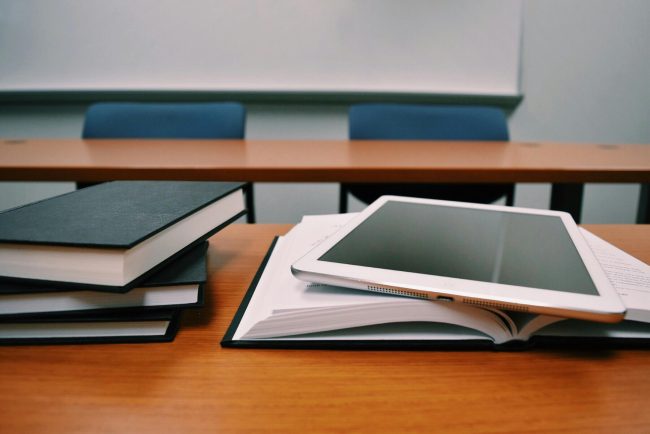 Recupero anni scolastici online: come funziona il percorso 2 anni in 1, costi e valore del diploma