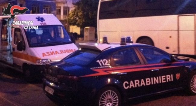 Palagonia, “Ti ammazzo!”: 44enne aggredisce soccorritori e Carabinieri dopo incidente