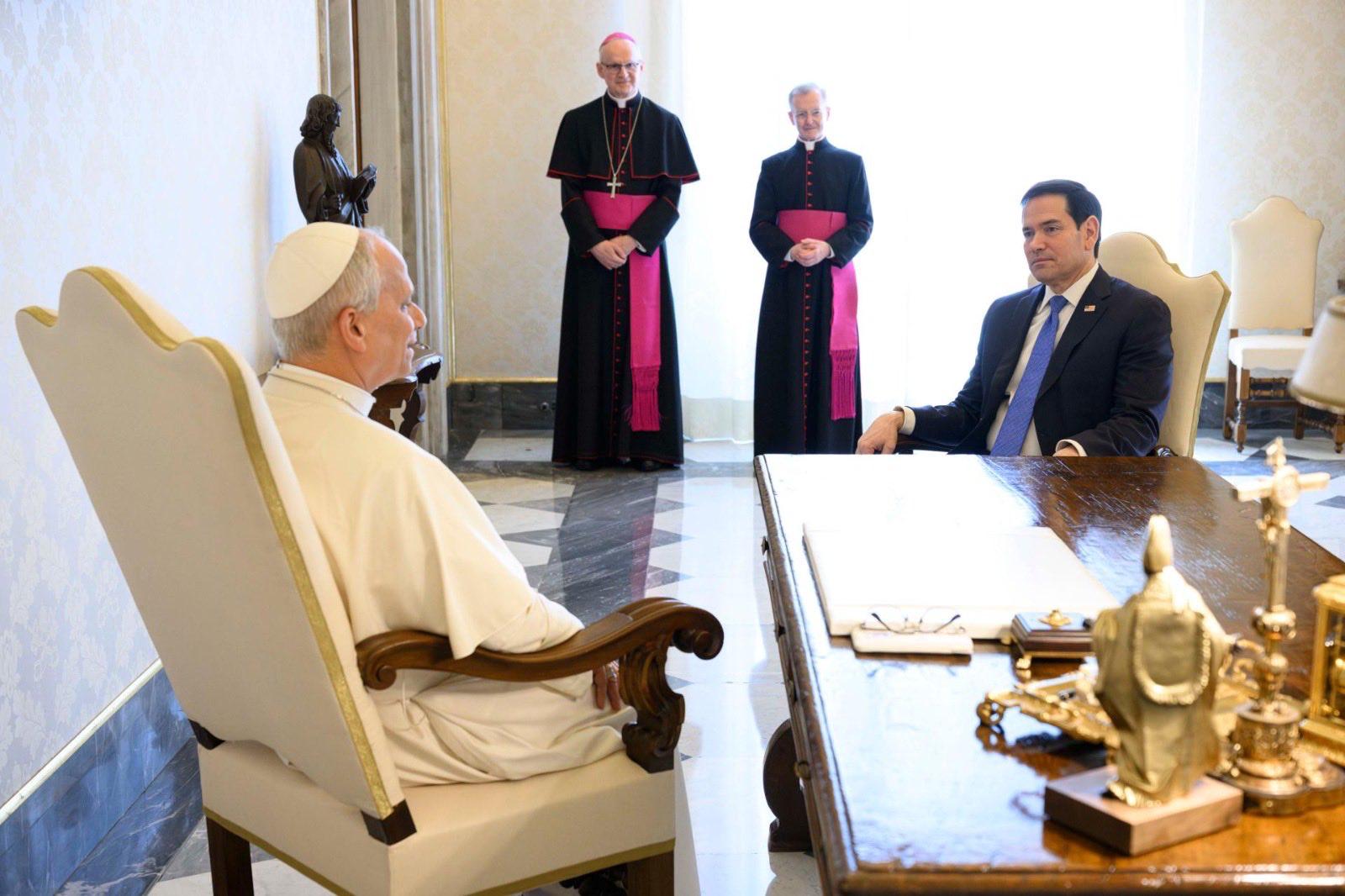 Rubio incontra il Papa in Vaticano: gli Usa parlano di relazioni solide e impegno comune per la pace