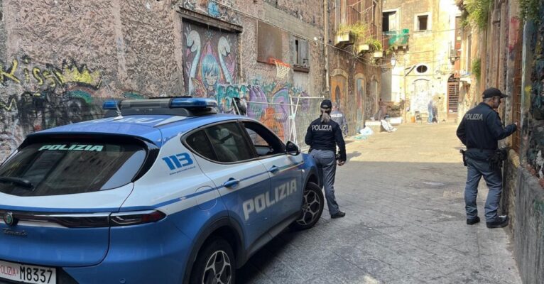 Catania, arrestato dalla Polizia di Stato un 28enne a San Berillo: trovati marijuana, ecstasy e cocaina