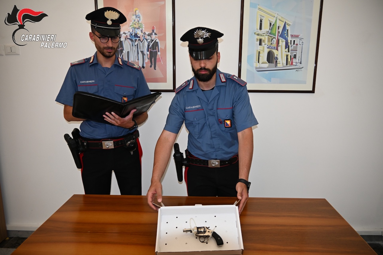 Palermo, arrestato il giovane che ha ferito alla testa una ragazza di 21 anni