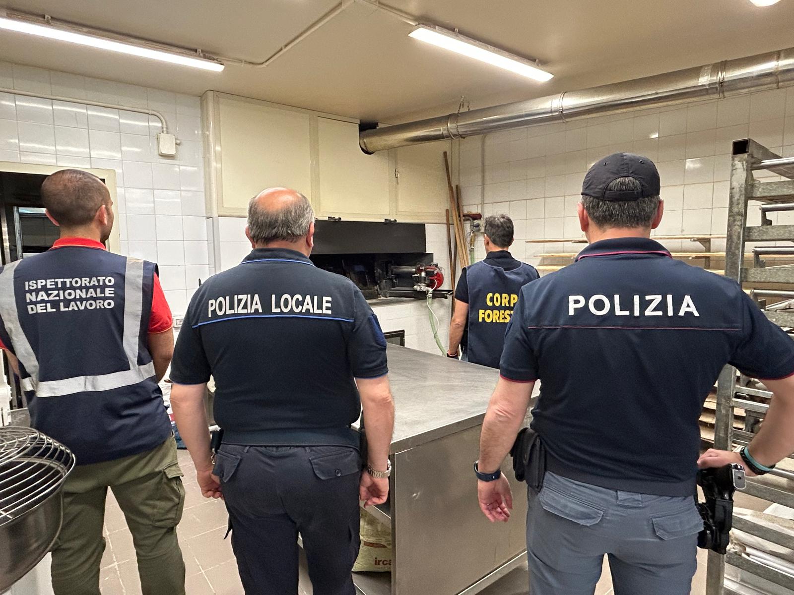 Cibo scaduto e irregolarità: oltre 33mila euro di multe tra le attività di Santa Maria di Licodia