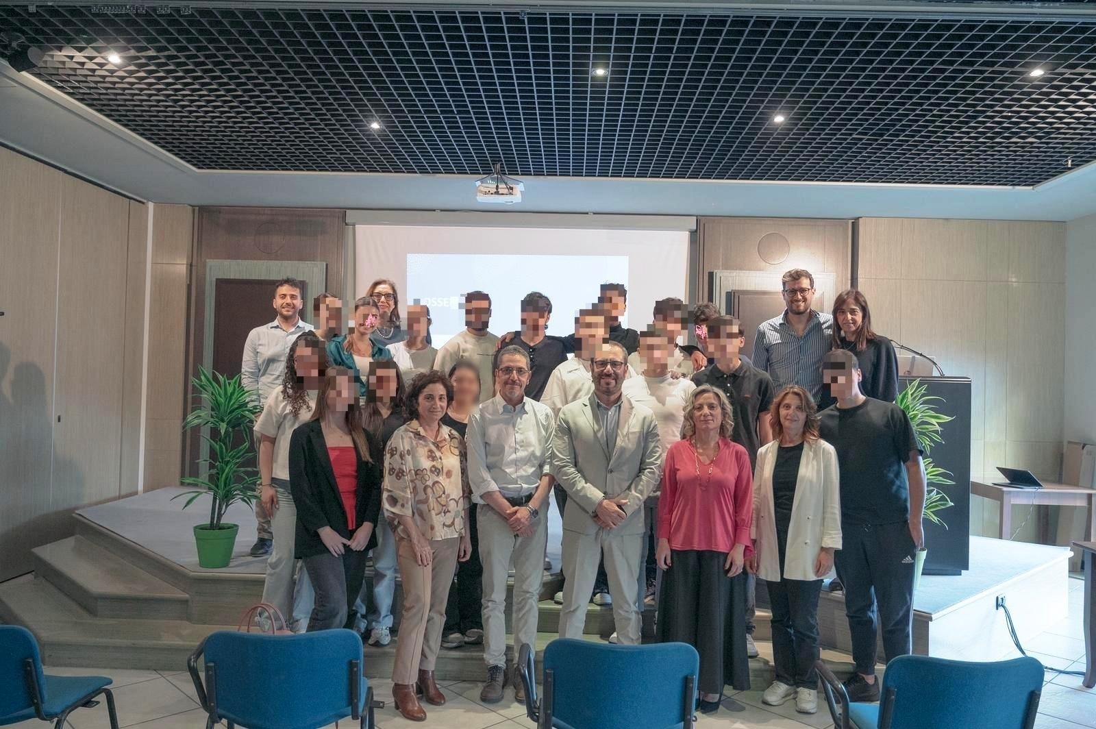L’ITET “De Nicola” nel cuore dell’industria farmaceutica: visita esclusiva alla SIFI S.p.A