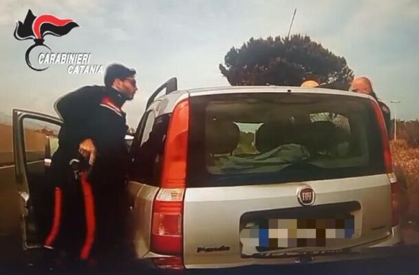 Catania, banda specializzata nei furti d’auto con tecnica OBD: tre arresti dei carabinieri