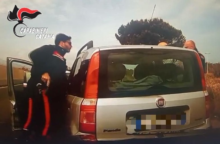 Catania, banda specializzata nei furti d’auto con tecnica OBD: tre arresti dei carabinieri