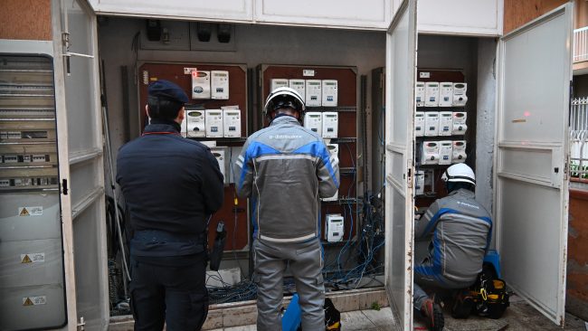 Denunciate 5 persone a Camporeale per allacci abusivi alla rete elettrica