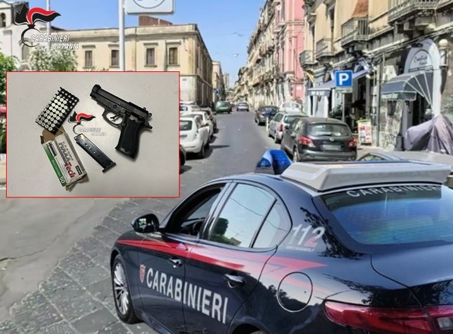 Paura in pieno centro a Catania: uomo armato semina il panico in strada, arrestato dai carabinieri