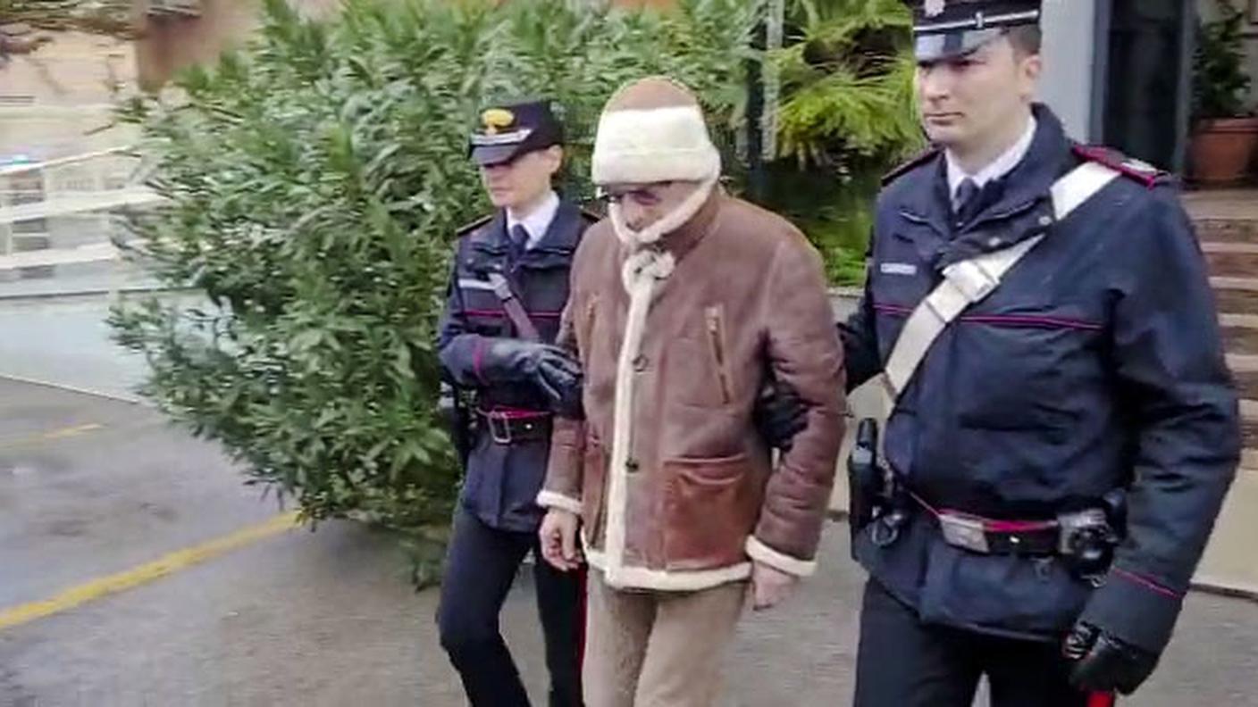 Trovato il “tesoro” della droga di Matteo Messina Denaro: tre arresti e maxi-sequestro di beni per 200 milioni di euro