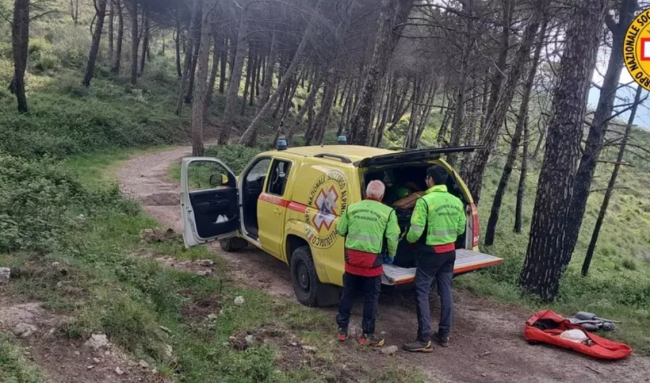 Tragedia nel Palermitano: endurista esce fuori strada e muore in un’area impervia