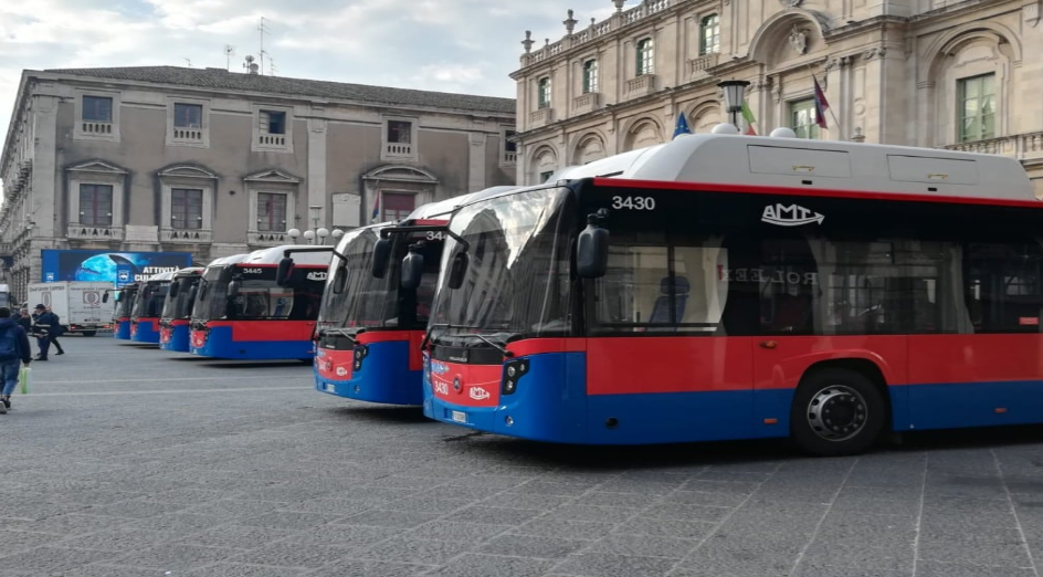 Catania, controllore colpito al volto su autobus Amts