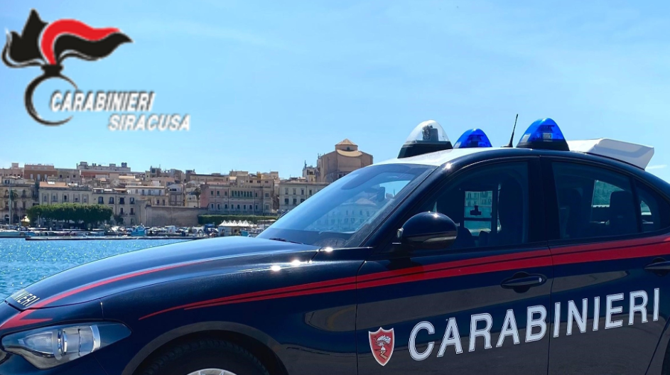 Controlli a Partinico: ingenti sequestri di droga e due arresti. Trovata anche una pistola