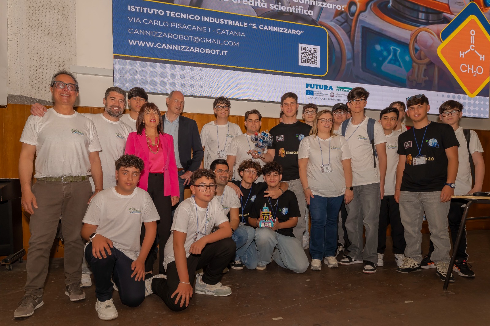 C@nnizz@Robot 2026: all’ITI “S. Cannizzaro” di Catania il futuro della robotica celebra la chimica