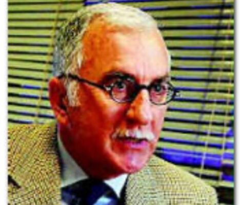 Il commosso ricordo della dirigente scolastica per il preside Santo Ligresti