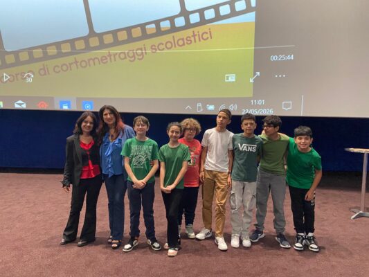 Il cinema dei ragazzi diventa lezione di legalità e gentilezza: gli studenti raccontano il presente a “Piccoli registi cercasi” con l’ICS “Italo Calvino” di Catania