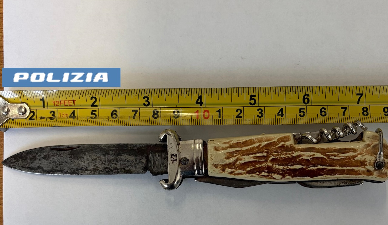 Inseguimento tra via Pietro dell’Ova e il viale Mediterraneo: giovane non si ferma all’alt e fugge contromano