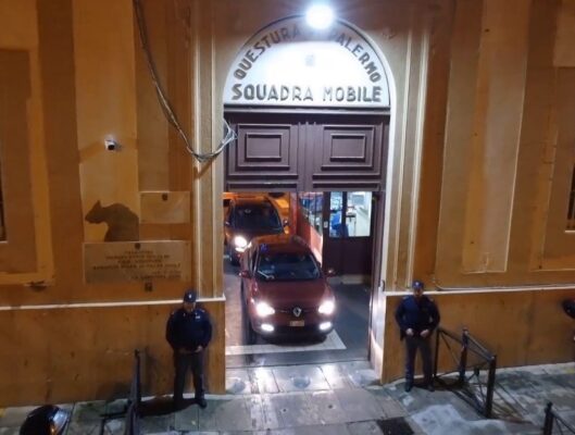 Furti d’auto, “spaccate” ed estorsioni tra Palermo e provincia: 4 condanne