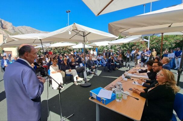 La Regione pronta a rifinanziare il Fondo Antiracket, Schifani: “Accanto a imprenditori onesti”
