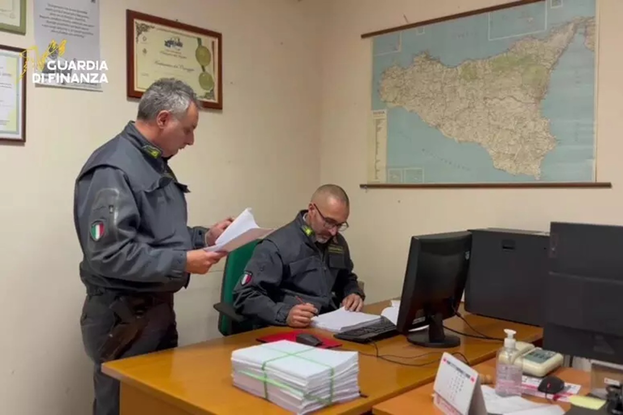 Maxi truffa da 1,5 milioni sulle auto a noleggio: chiesto il processo per 21 persone