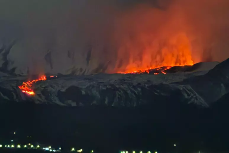 eruzione etna