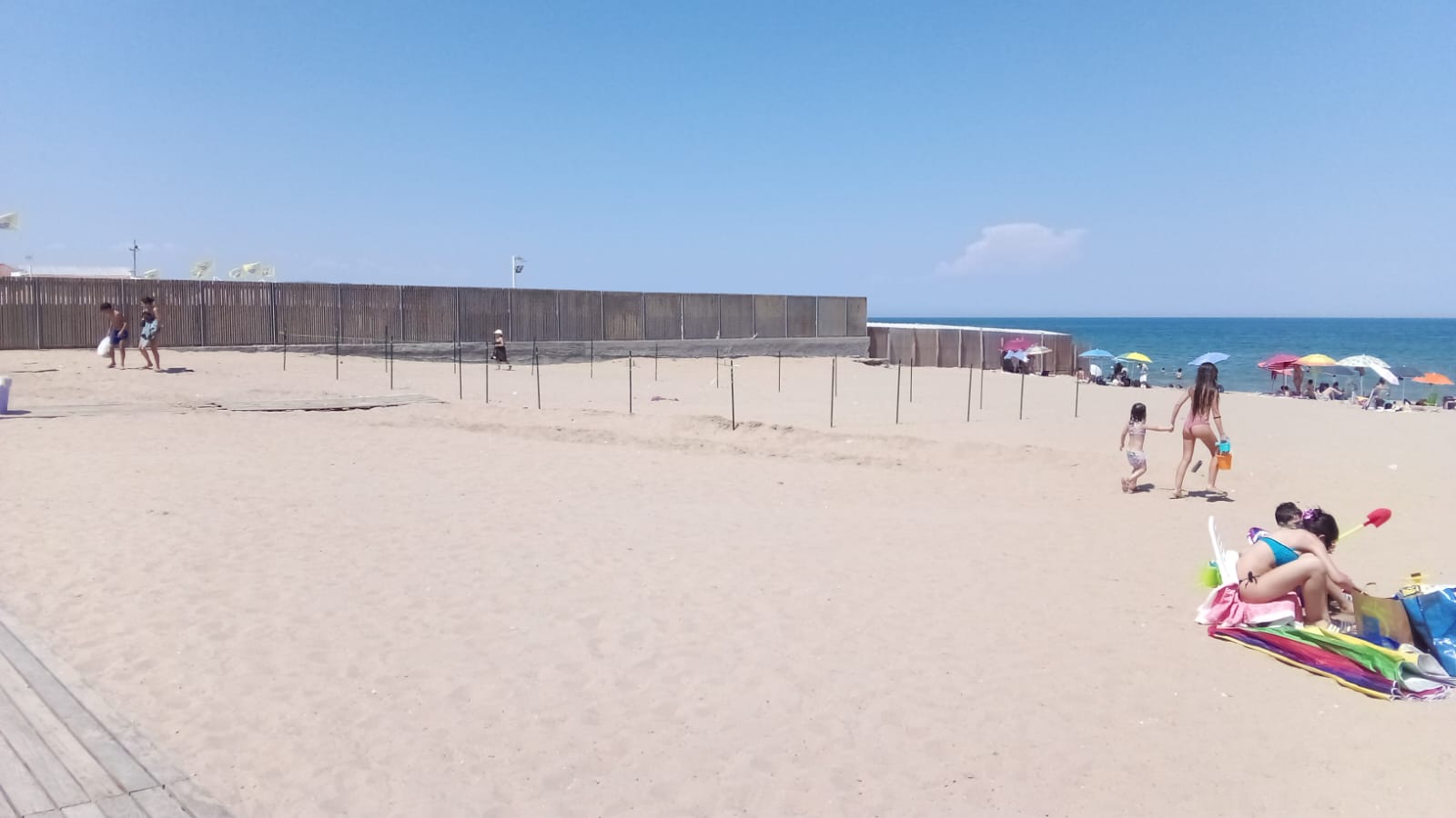 Playa di Catania, aprono le spiagge libere 1 e 3: servizi attivi da sabato 20 giugno