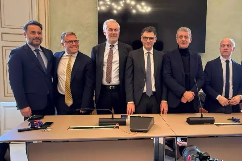 Riunione del campo progressista lunedì prossimo a Palermo
