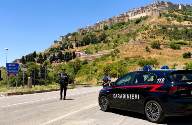 Truffa del finto carabiniere: tentato l’inganno ai danni di un’anziana nel Palermitano