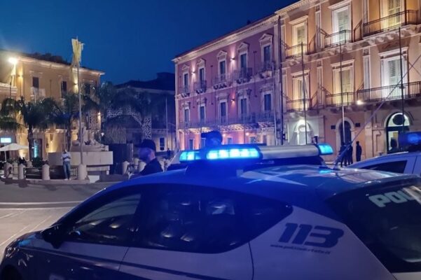 Maxi rissa nel centro storico di Comiso: dieci persone denunciate