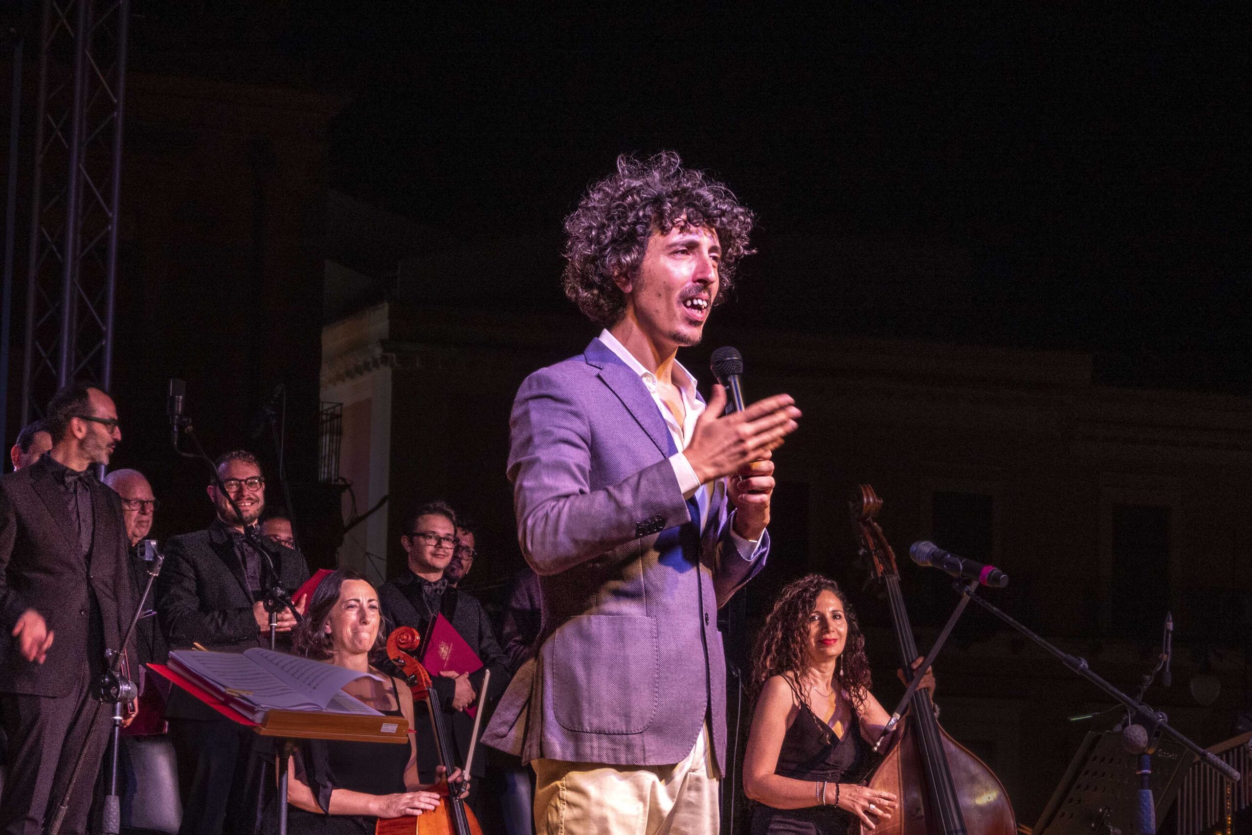 “Accarezzare Eternità”: la musica come riscatto civile e ponte tra i secoli. Intervista a Francesco Costa, direttore artistico dell’VIII Festival Lirico dei Teatri di Pietra