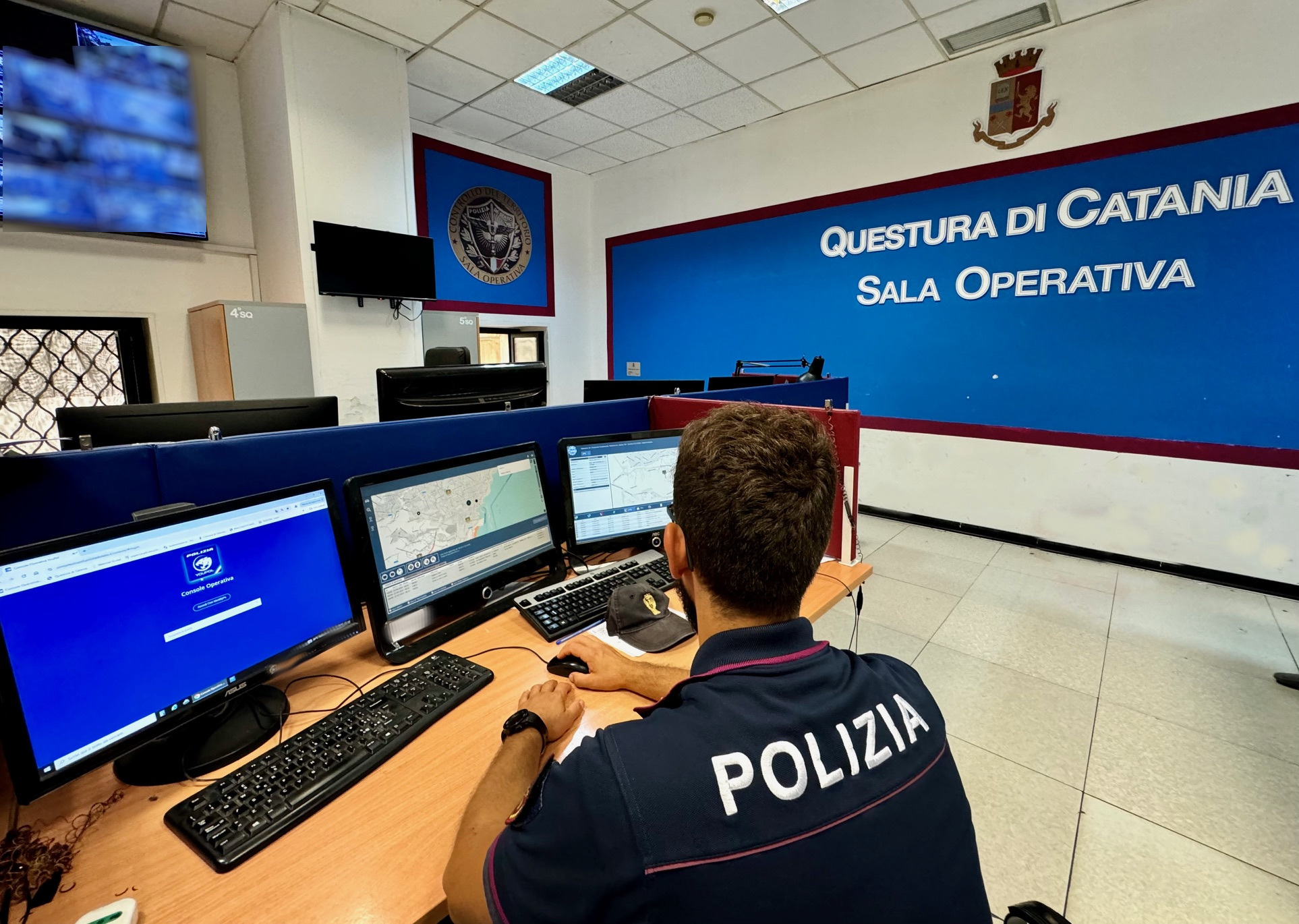 Evade dai domiciliari, ma il braccialetto elettronico lo tradisce: arrestato dalla Polizia di Stato