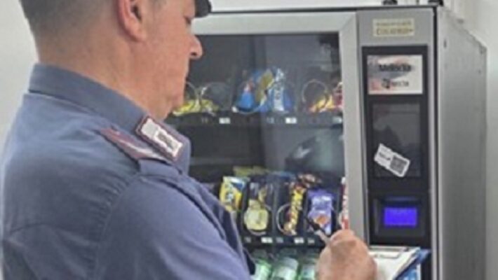 Catania, furto in un distributore automatico all’Università