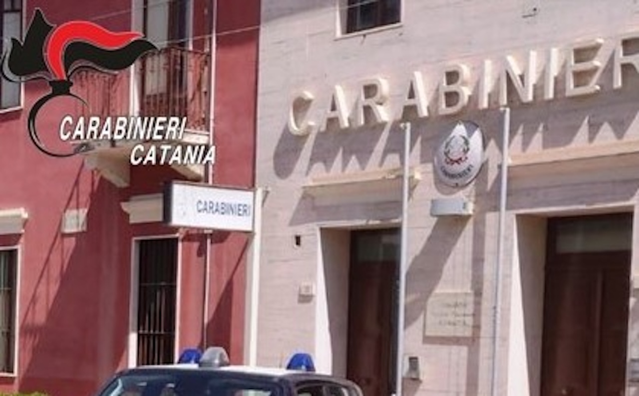 Ramacca, controlli interforze nei locali pubblici: scoperti otto lavoratori irregolari in due pub