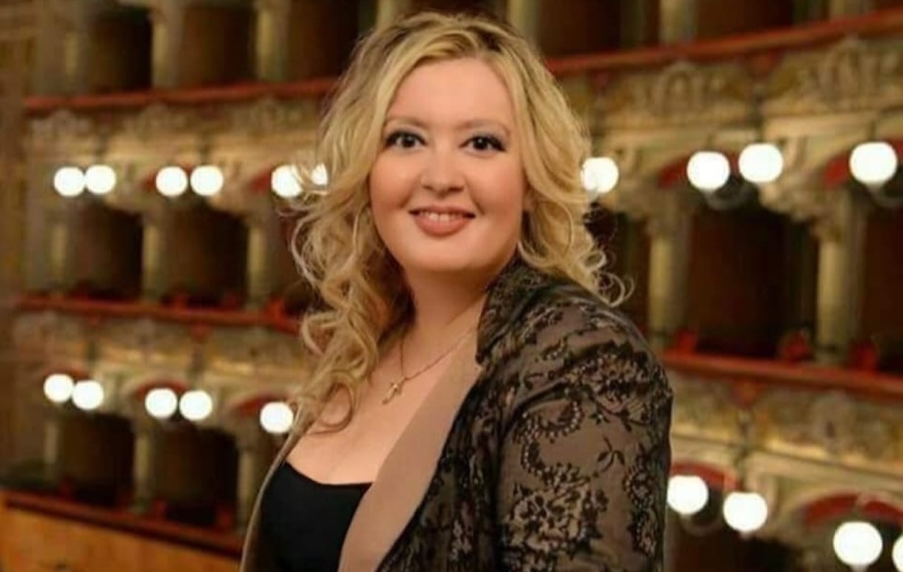 La giornalista Elisa Guccione premiata al Grand Tour Festival: riconoscimento alla sua voce libera e indipendente