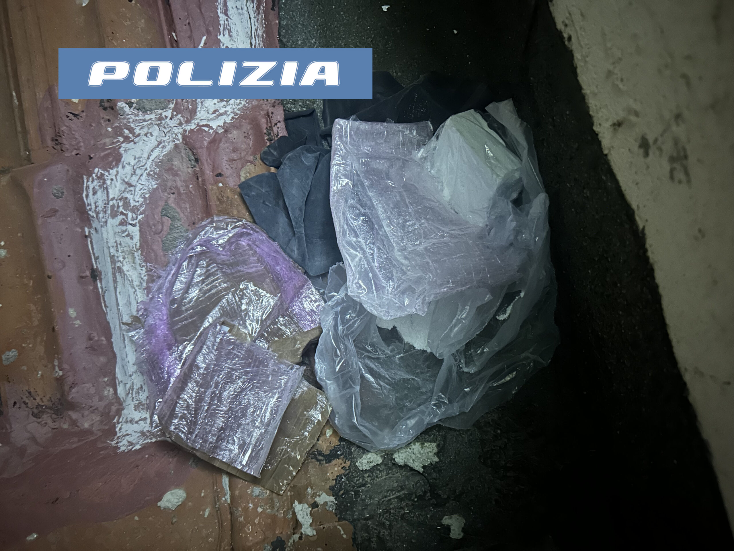 Maxi blitz antidroga tra Trappeto e Poggio Lupo: sequestrati oltre mezzo chilo di cocaina, denunciato un 23enne