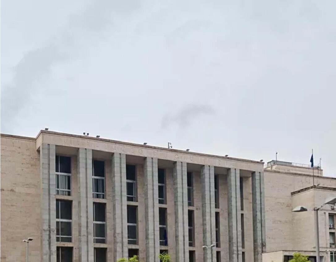 Assenteismo dal posto di lavoro alla Reset, emesse 9 misure cautelari