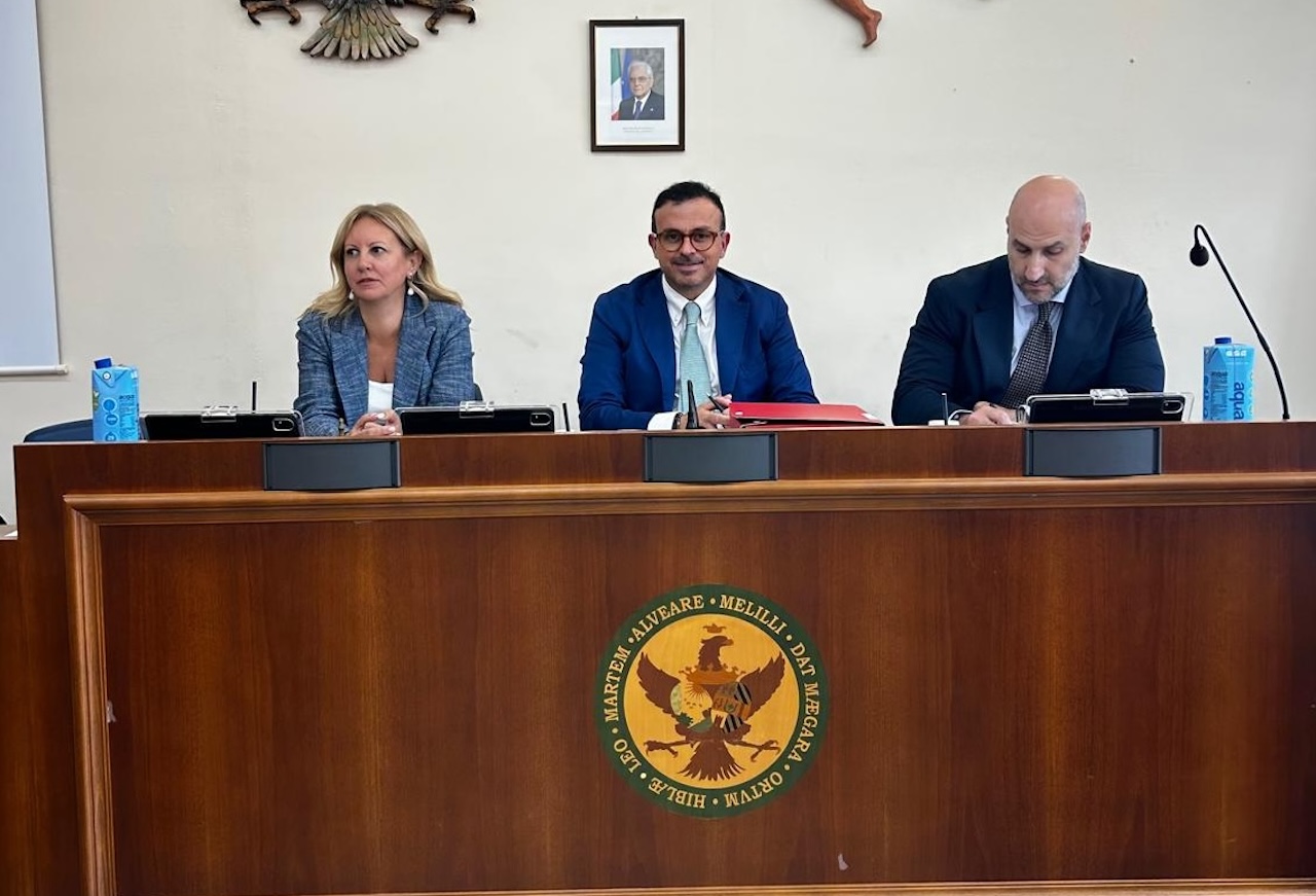 Miasmi nel Siracusano, la Regione rafforza il monitoraggio ambientale