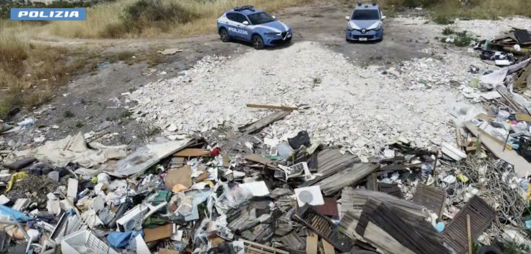 Avola, così 4 soggetti gestivano una discarica completamente abusiva – VIDEO