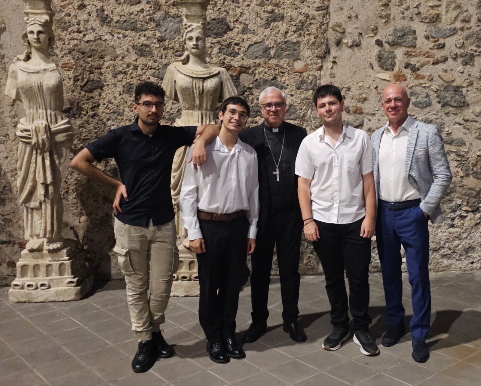 Seminari di formazione sociopolitica, studenti dell’ITI Cannizzaro all’incontro finale con l’arcivescovo Renna