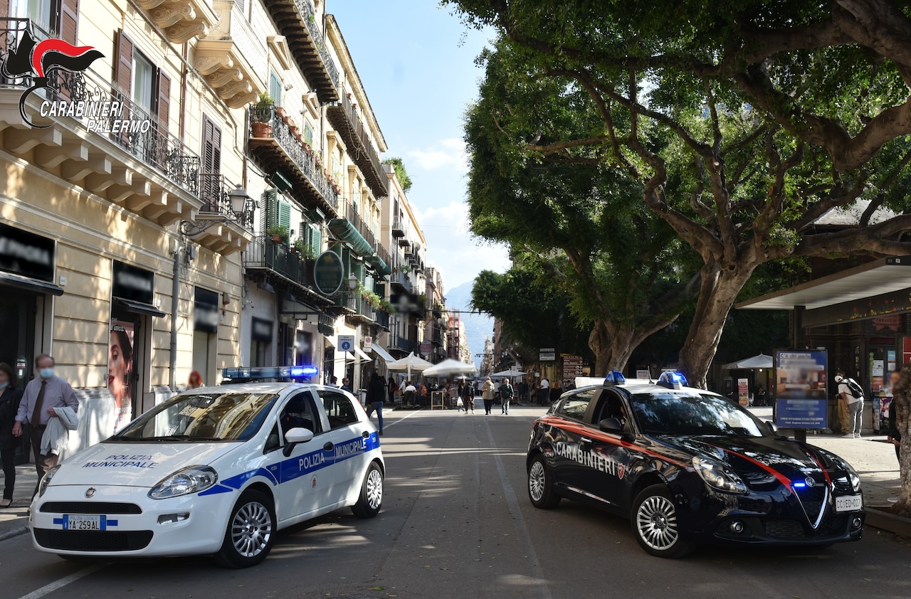 Palermo, controlli straordinari dei Carabinieri contro abusivismo e occupazione illecita di suolo pubblico