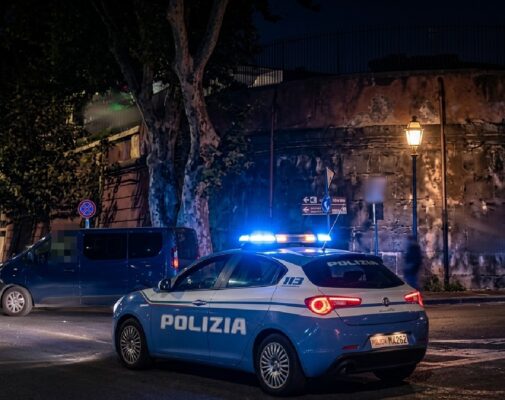 Catania, tenta il furto di pluviali di rame ma viene bloccato: in manette 48enne