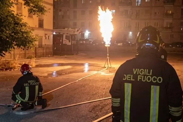 Tredici serbatoi di gas rinvenuti in una villetta a Palermo