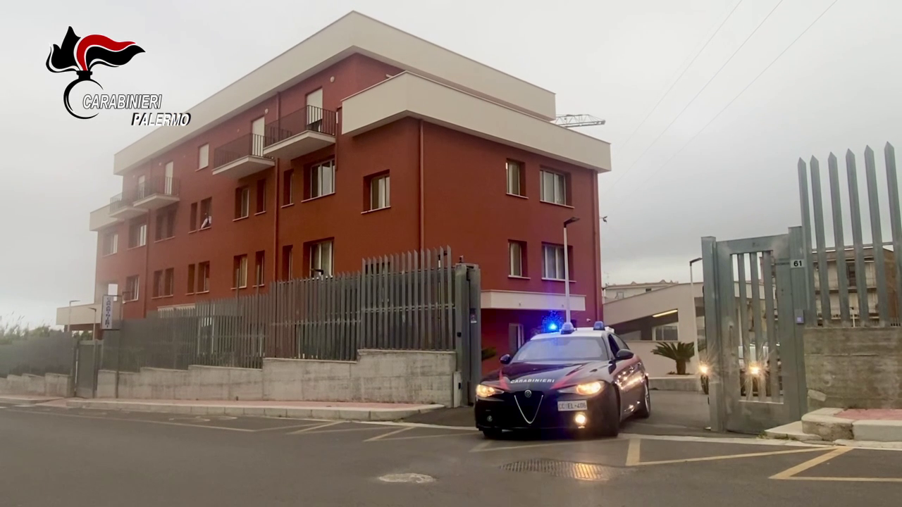 Truffa un’anziana con l’inganno del carabiniere: arrestata