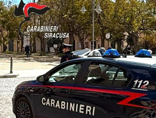 Avola, aggredisce il padre con una sbarra di ferro: arrestato 45enne per maltrattamenti in famiglia