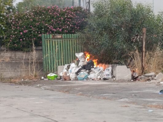 Catania, incendi tra via Patti e viale Castagnola: l’allarme di Spadaro sull’emergenza roghi